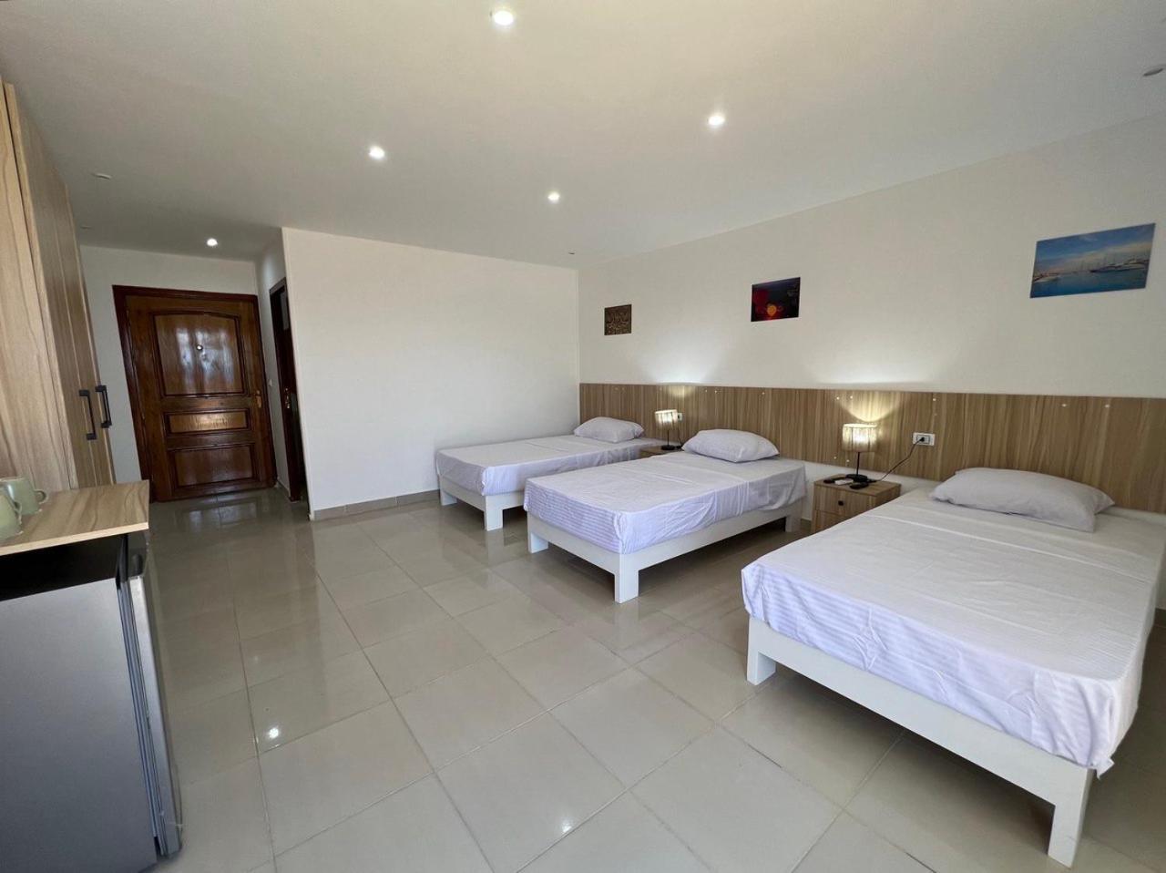 Lilly Lounge And Pool Accommodation For Adults Only Hurghada Exteriér fotografie