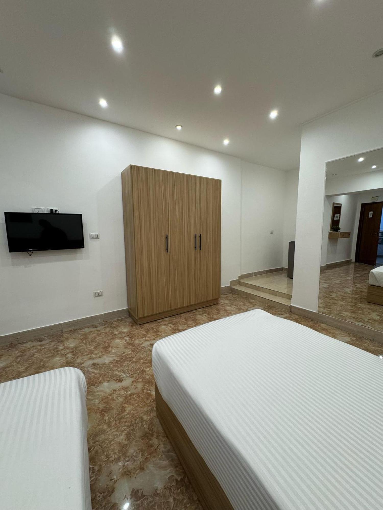 Lilly Lounge And Pool Accommodation For Adults Only Hurghada Exteriér fotografie
