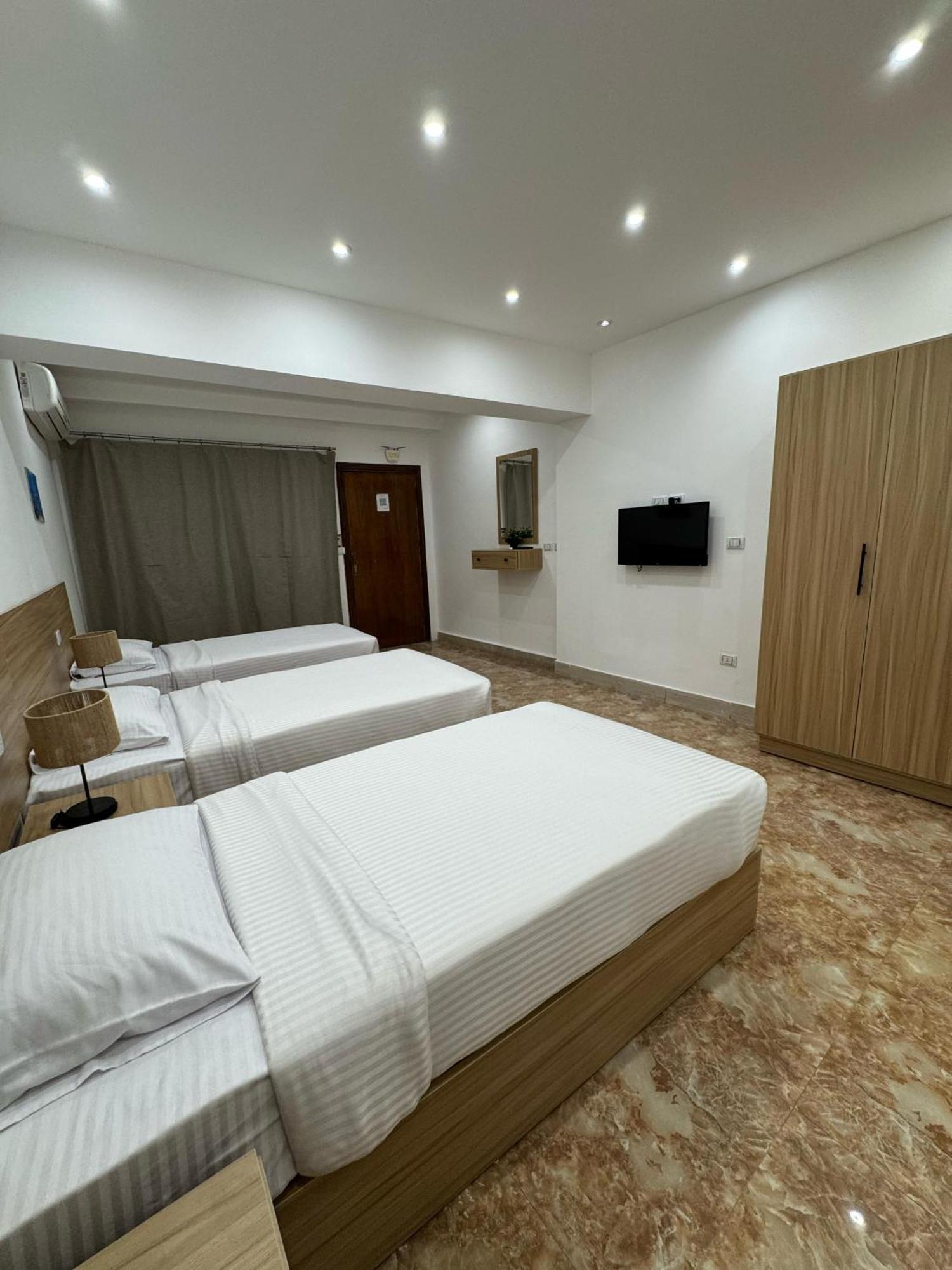Lilly Lounge And Pool Accommodation For Adults Only Hurghada Exteriér fotografie